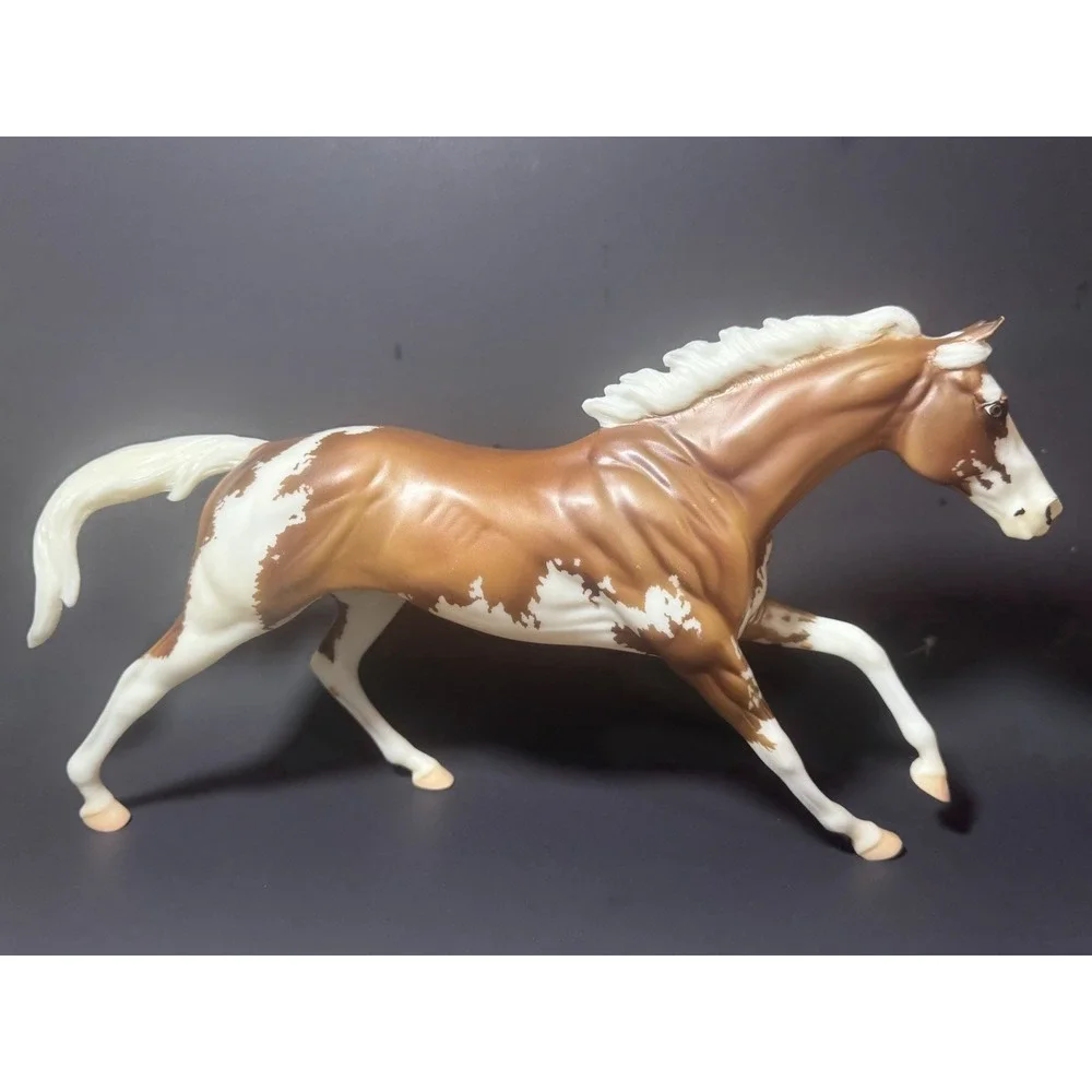 Breyer Sato Cigar Mold #1470‎
